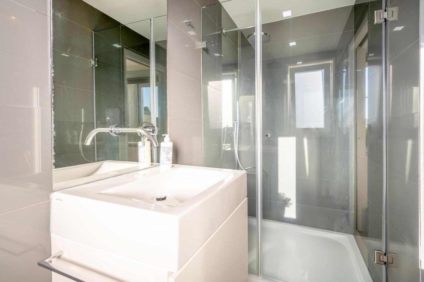 Guestready - Sunny Spacious In Belem Lisbona Esterno foto